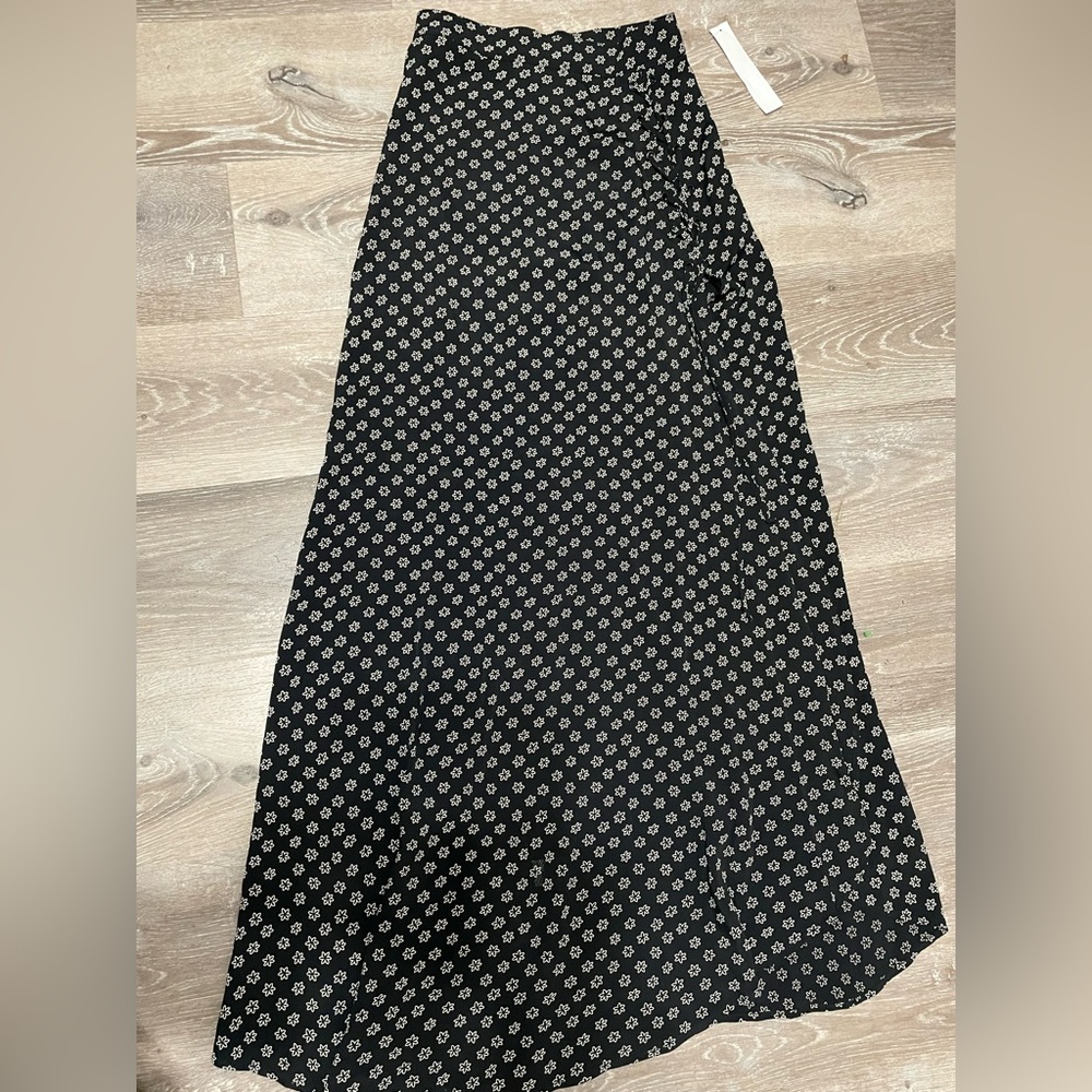 NWT Flynn Skye Maxi Skirt - S